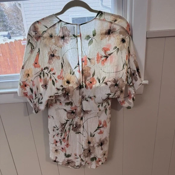 Reformation Floral V-Neck Romper - Picture 5 of 6